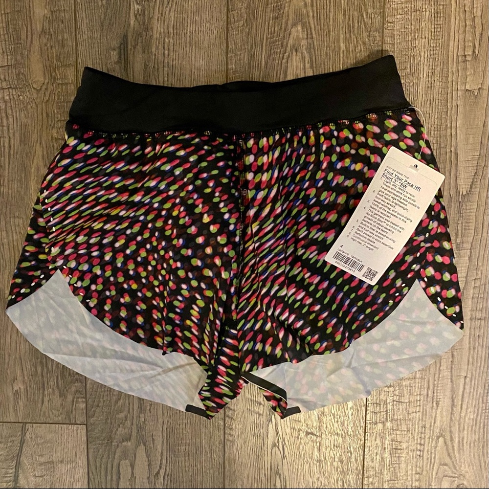 lululemon Find Your Pace Shorts • Seawheeze • NWT